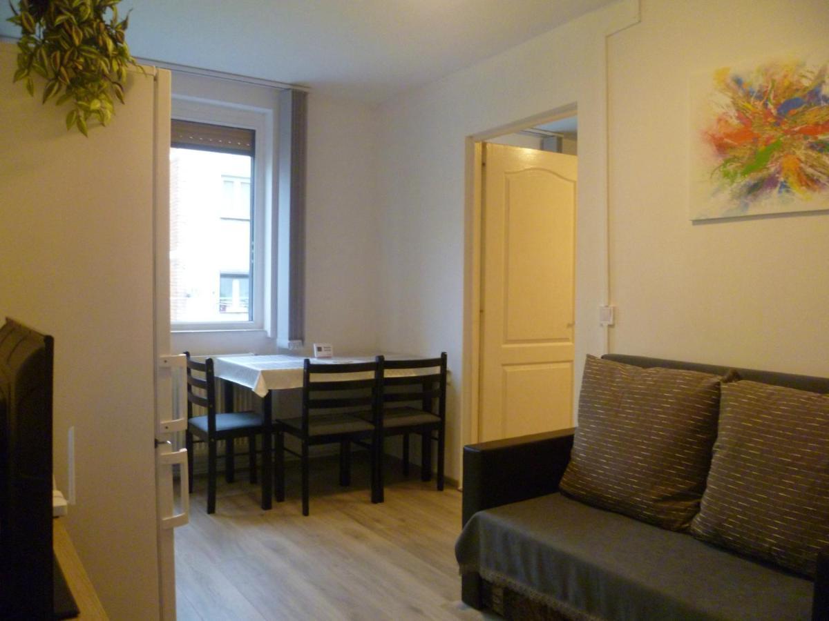 Romanilor - Studio First Floor Дева Екстер'єр фото