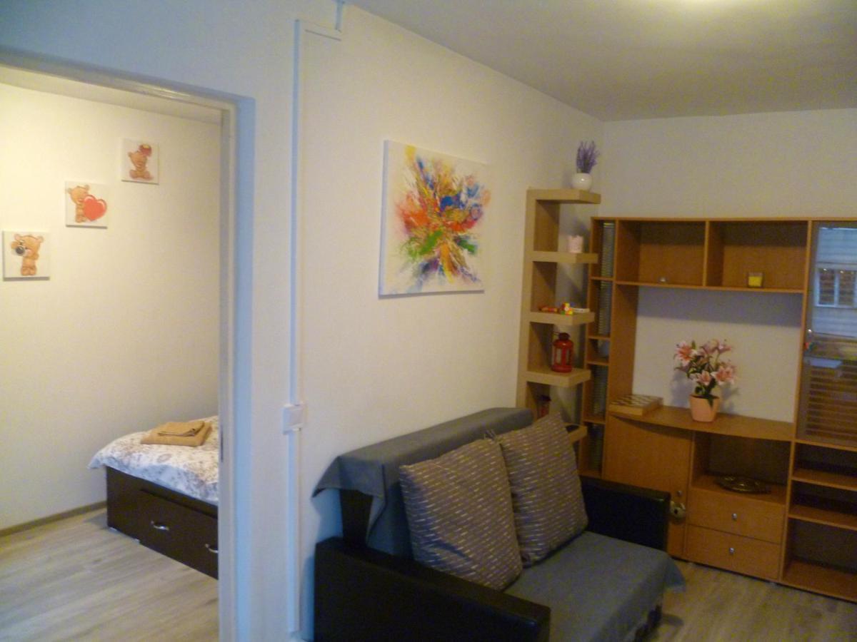 Romanilor - Studio First Floor Дева Екстер'єр фото